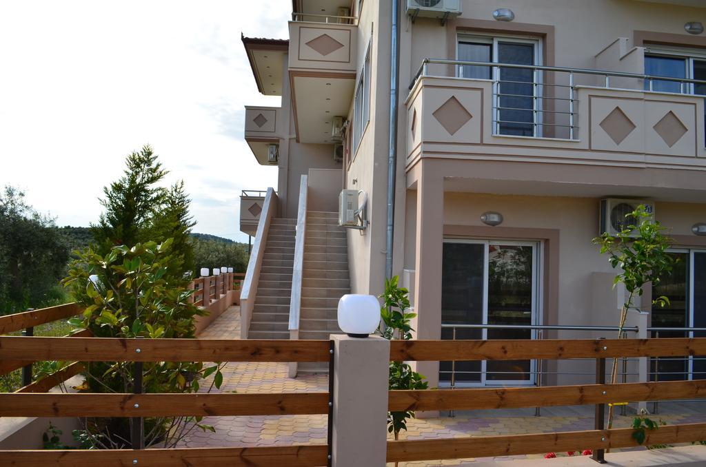 Thassos Grand Villas Apartments & Studios يميناريا المظهر الخارجي الصورة