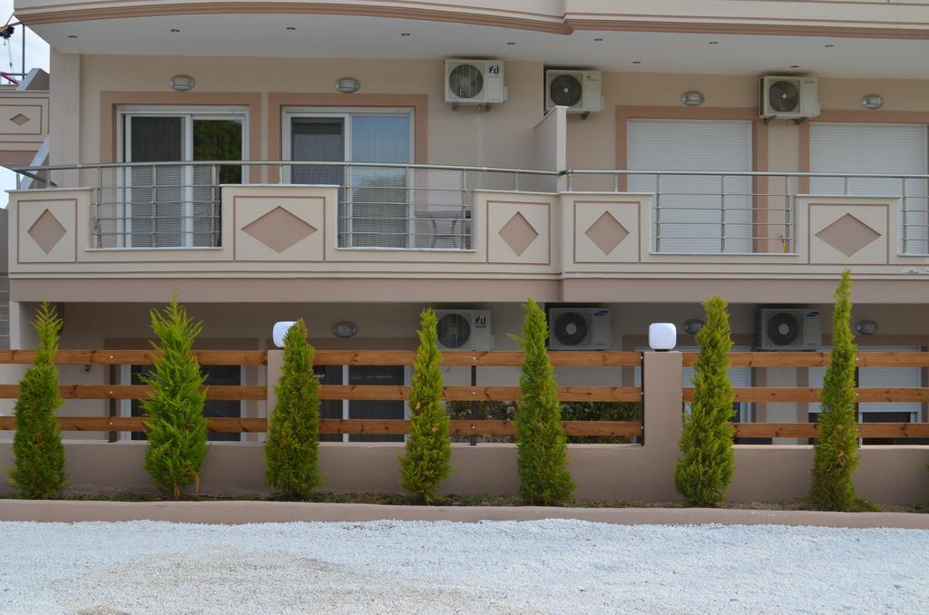 Thassos Grand Villas Apartments & Studios يميناريا المظهر الخارجي الصورة