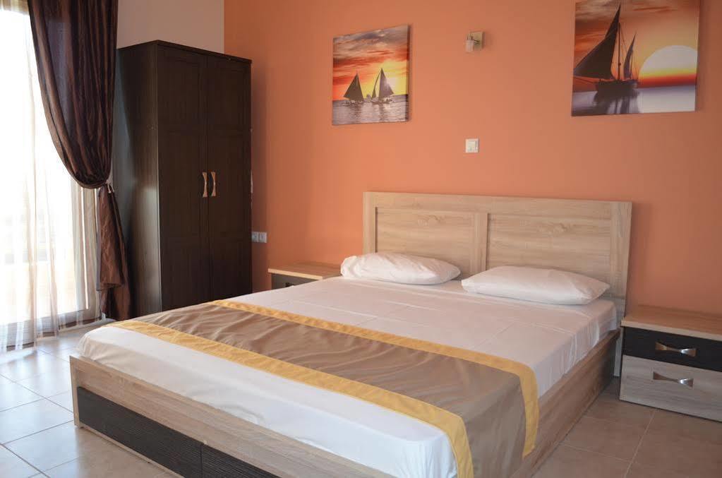 Thassos Grand Villas Apartments & Studios يميناريا المظهر الخارجي الصورة